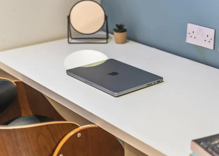 Luxury Flat With Pool Table - Sleeps 8 Apartamento *